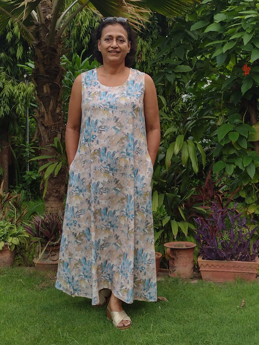 Blue-n-Green Sleeveless Gown