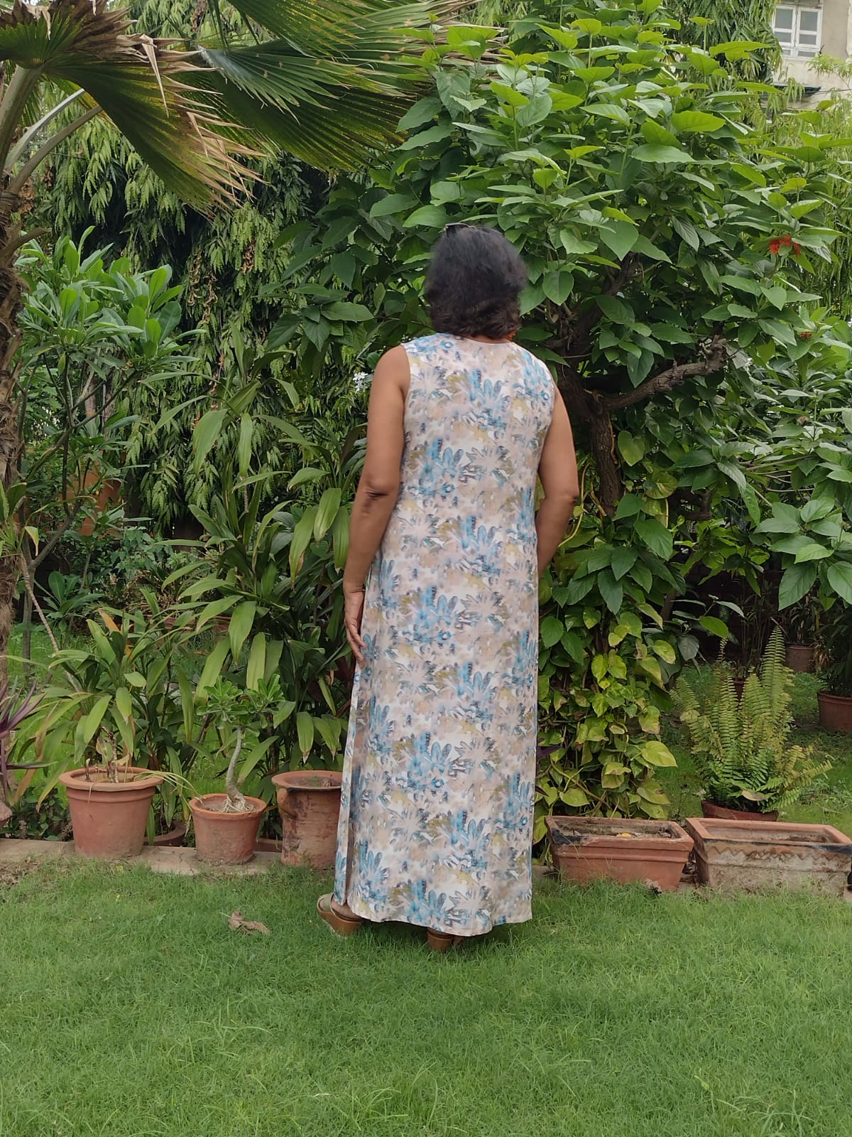 Blue-n-Green Sleeveless Gown